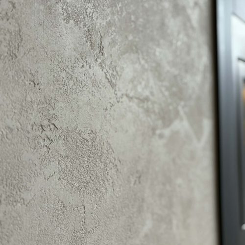 3 photos en bas elle du haut